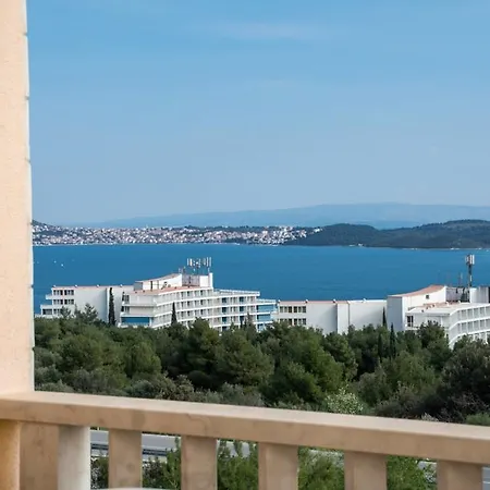 Meri Apartment Seget Vranjica