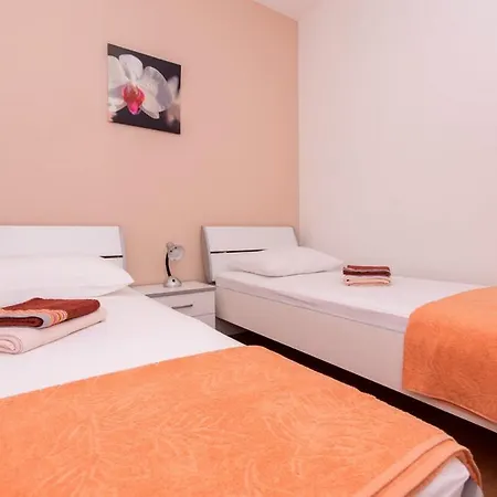 Meri Apartment