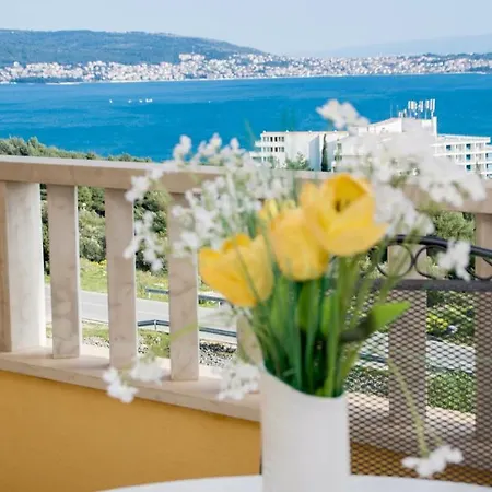 Meri Apartment Seget Vranjica