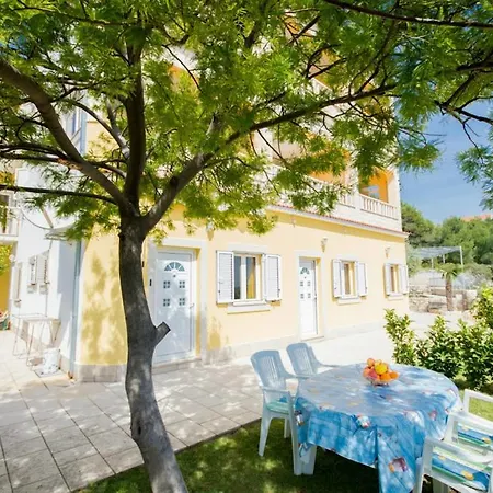 Meri Apartment Seget Vranjica