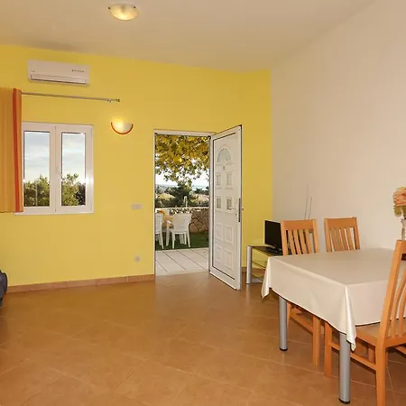 Meri Apartment *