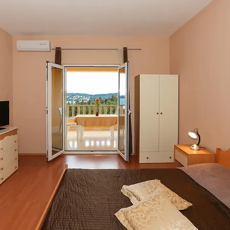 Meri Apartment